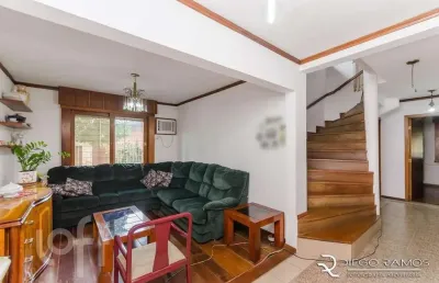 Casa com 5 quartos à venda na rua bogotá, 720, jardim lindóia, porto alegre, 487 m2 por r$ 1.871.500