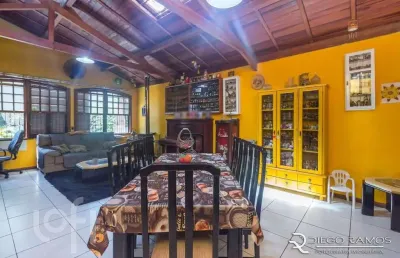 Casa com 3 quartos à venda na rua doutor pereira neto, 159, tristeza, porto alegre, 381 m2 por r$ 859.750