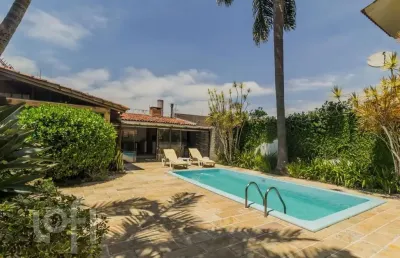 Casa com 3 quartos à venda na rua doutor joão palombini, 204, ipanema, porto alegre, 243 m2 por r$ 1.895.000