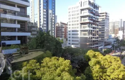 Apartamento com 3 quartos à venda na avenida soledade, 344, petrópolis, porto alegre, 140 m2 por r$ 1.490.000
