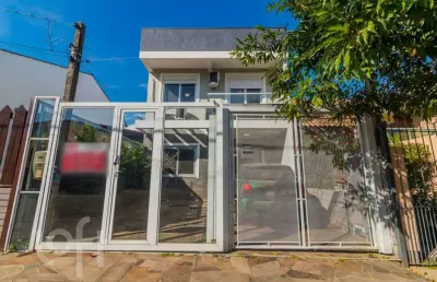 Casa com 3 quartos à venda na rua felipe arísio, 121, hípica, porto alegre, 138 m2 por r$ 800.000