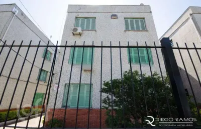 Apartamento com 3 quartos à venda na beco antônio carvalho, 1684, jardim carvalho, porto alegre, 80 m2 por r$ 310.000