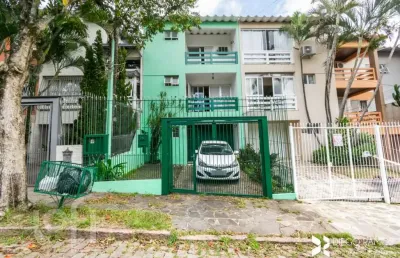 Casa com 3 quartos à venda na rua ivan iglesias, 59, jardim itu sabará, porto alegre, 221 m2 por r$ 980.000