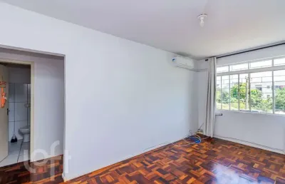 Apartamento com 2 quartos à venda na travessa mato grosso, 11, medianeira, porto alegre, 61 m2 por r$ 212.000