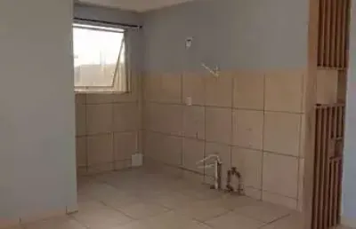 Apartamento com 2 quartos à venda na rua laranjeiras, 361, lageado, porto alegre, 48 m2 por r$ 145.000