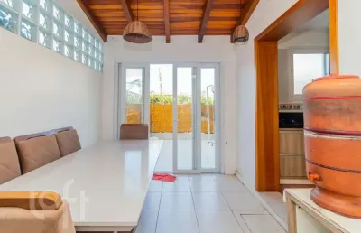 Casa em condomínio fechado com 3 quartos à venda na avenida cai, 686, santa tereza, porto alegre, 118 m2 por r$ 595.000
