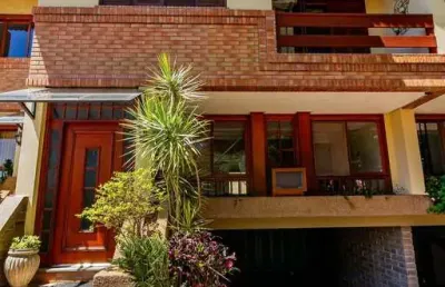 Casa em condomínio fechado com 3 quartos à venda na rua ernesto paiva, 46, tristeza, porto alegre, 216 m2 por r$ 1.682.600