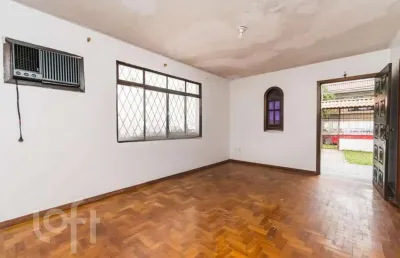 Casa com 3 quartos à venda na rua santa flora, 1159, cavalhada, porto alegre, 240 m2 por r$ 807.000