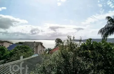 Casa com 6 quartos à venda na rua dos guaranis, 198, espírito santo, porto alegre, 281 m2 por r$ 800.000