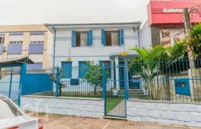 Casa com 4 quartos à venda na rua sete de abril, 334, floresta, porto alegre, 530 m2 por r$ 1.985.500