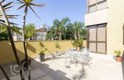 Apartamento com 3 quartos à venda na rua anita garibaldi, 2530, passo da areia, porto alegre, 169 m2 por r$ 1.300.000