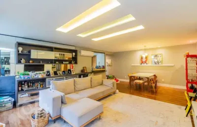 Apartamento com 3 quartos à venda na rua araruama, 805, vila jardim, porto alegre, 145 m2 por r$ 1.600.000