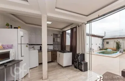 Casa com 2 quartos à venda na rua raul cauduro, 150, mário quintana, porto alegre, 80 m2 por r$ 165.000