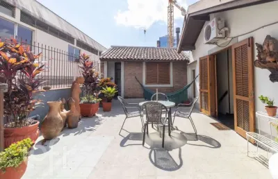Apartamento com 3 quartos à venda na rua vinte e quatro de outubro, 862, moinhos de vento, porto alegre, 195 m2 por r$ 1.100.000