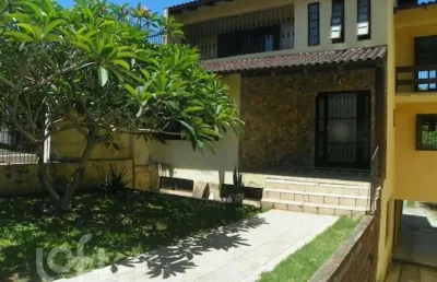 Casa com 4 quartos à venda na rua silvério souto, 487, teresópolis, porto alegre, 220 m2 por r$ 600.000