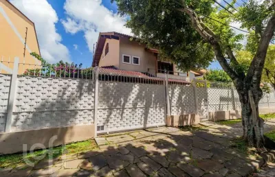 Casa em condomínio fechado com 3 quartos à venda na rua ivo walter kern, 650, hípica, porto alegre, 178 m2 por r$ 990.000