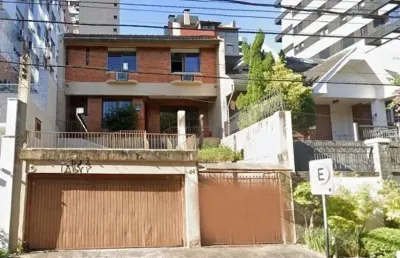 Casa à venda na rua doutor lauro de oliveira, 44, rio branco, porto alegre, 174 m2 por r$ 2.200.000
