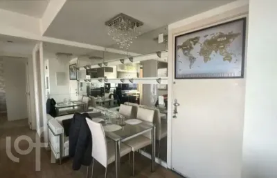Apartamento com 2 quartos à venda na avenida florianópolis, 95, azenha, porto alegre, 53 m2 por r$ 600.000