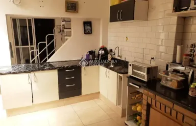 Casa em condomínio fechado com 4 quartos à venda na rua odila figueiredo nicolau, 254, montanhão, são bernardo do campo, 110 m2 por r$ 645.000
