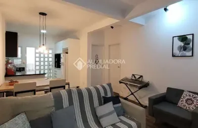 Casa em condomínio fechado com 3 quartos à venda na rua carlos lacerda, 106, santa terezinha, são bernardo do campo, 150 m2 por r$ 715.000