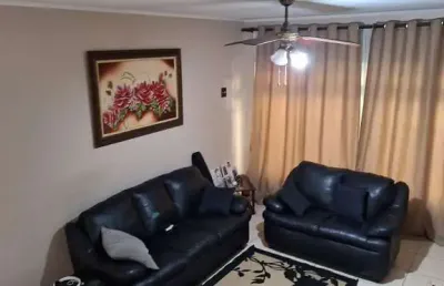 Casa em condomínio fechado com 3 quartos à venda na rua das hortências, 1501, vila helena, santo andré, 156 m2 por r$ 570.000