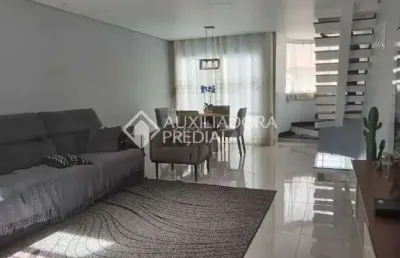 Casa com 4 quartos à venda na rua angelina ronchi martin bianco, 279, planalto, são bernardo do campo, 276 m2 por r$ 975.000