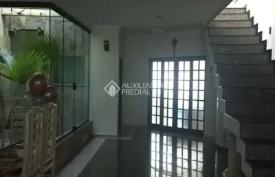 Casa com 3 quartos à venda na rua cabrália, 225, vila helena, santo andré, 394 m2 por r$ 981.000
