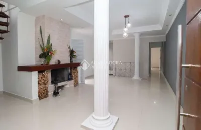 Casa em condomínio fechado com 4 quartos para alugar na rua carneiro leão, 18, vila scarpelli, santo andré, 250 m2 por r$ 4.400