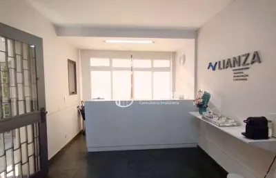 Casa comercial com 8 salas à venda na Rua Luís Góis, 2565, Mirandópolis, São Paulo