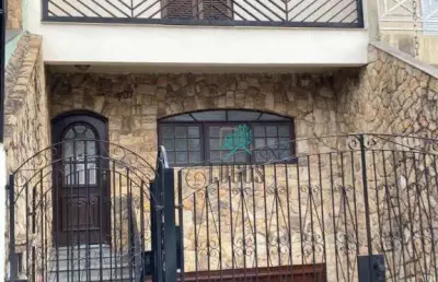 Sobrado com ótima disposição de 244m², composto por 3 dormitórios sendo 1 suíte com hidro, à venda por r$ 950.000 - vila camilópolis, santo andré/sp