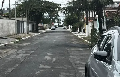 Casa com 3 quartos à venda na Rua Euclides da Cunha, 363, Solemar, Praia Grande