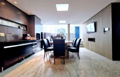 Casa com 3 quartos à venda na Rua Barão de Santa Helena, Granbery, Juiz de Fora