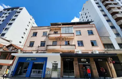 Apartamento com 2 quartos para alugar na Rua Benjamin Constant, Santa Helena, Juiz de Fora