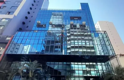 Sala comercial para alugar na Rua Rei Alberto, Centro, Juiz de Fora