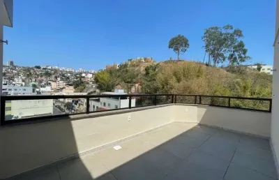 São mateus, cobertura 4 suítes, elevador, sala com varanda, 2 vagas paralelas e excelente acabamento.