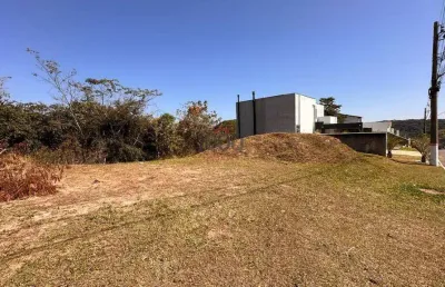 Terreno em condomínio fechado à venda na Rua Doutor João Navarro Saggioro, Grama, Juiz de Fora