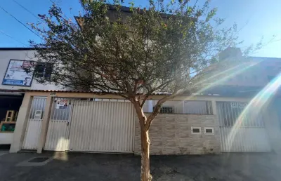Casa com 3 quartos à venda na Rua Doutor Antônio Mourão Guimarães, Santa Cruz, Juiz de Fora