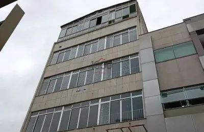 Sala comercial para alugar no Centro, Juiz de Fora 