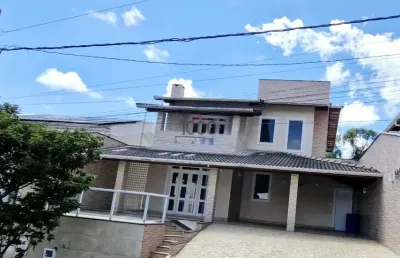 Casa em condomínio fechado com 4 quartos para alugar na Rua Joaquim Honório Loures, Grama, Juiz de Fora
