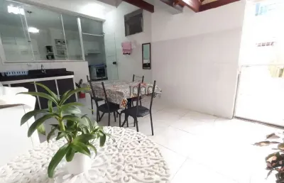Casa com 3 quartos à venda na Rua Doutor Luiz Antônio Vieira Penna, Mundo Novo, Juiz de Fora
