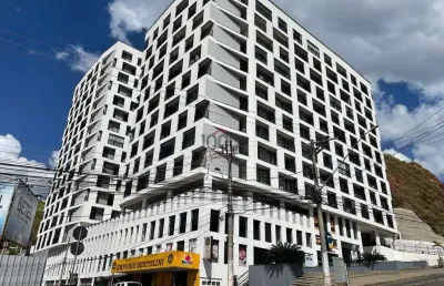 Ponto comercial para alugar na Avenida Barão do Rio Branco, Manoel Honório, Juiz de Fora