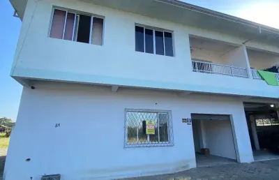 Sala comercial medindo 100m² localizada na estrada da ilha - pirabeiraba