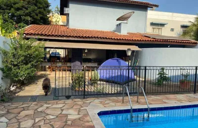 Casa com 3 quartos à venda na Rua da Mangueira, 52, Jardim Shangri-La, Cuiabá
