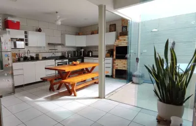 Casa em condomínio fechado com 3 quartos à venda na Avenida das Palmeiras, 98, Jardim Imperial, Cuiabá