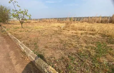 Vendo terreno melhor localização loteamento jatoba vgrande.