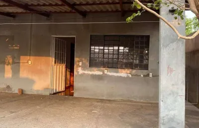 Casa com 3 quartos à venda na Rua Diamantino, 481, Jardim Renascer, Cuiabá