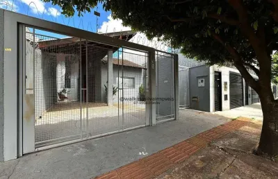 Casa com 3 quartos à venda na Rua Israel, Jardim Batistão, Campo Grande