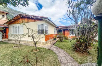 Casa à venda, 185 m² por r$ 810.000,00 - araras - teresópolis/rj