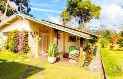 Casa com 5 dormitórios à venda, 620 m² por r$ 1.650.000 - próximo a albuquerque - teresópolis/rj