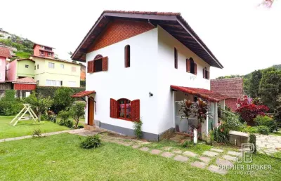 Casa à venda, 187 m² por r$ 900.000,00 - golfe - teresópolis/rj